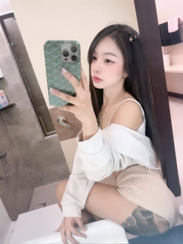 Mina Thailand JB Escort Girl Johor Bahru
