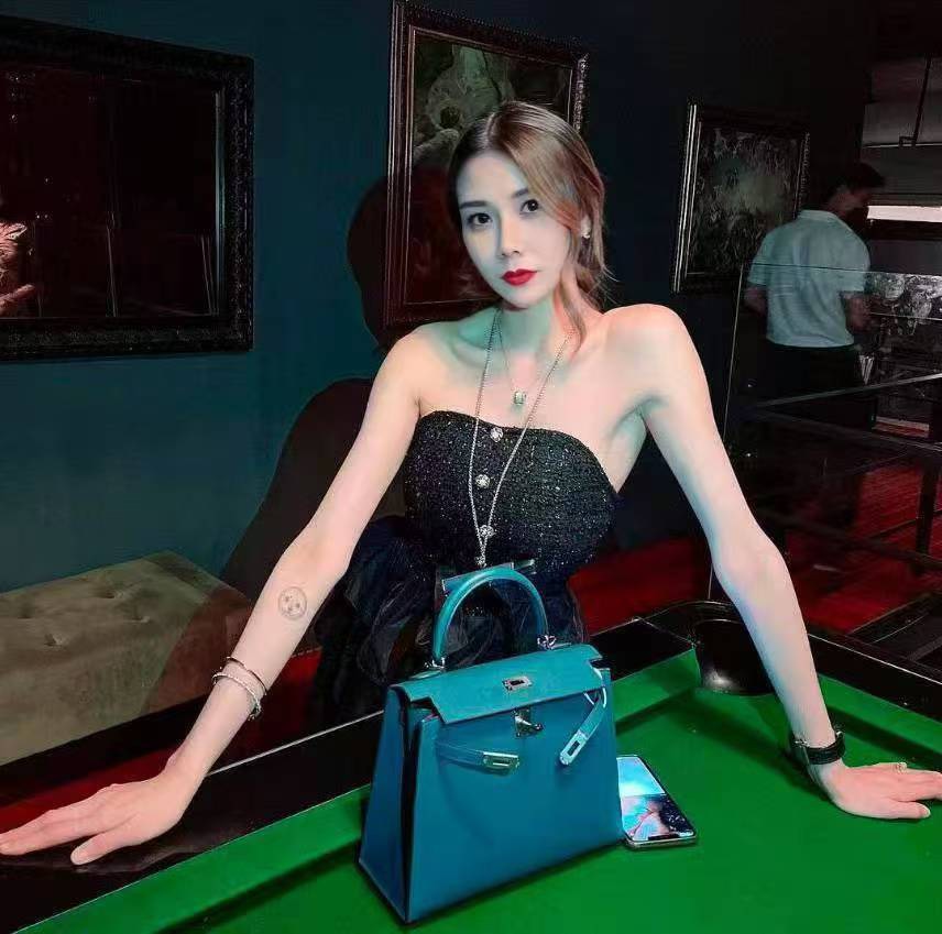 Jenny Thailand JB Escort Girl Johor Bahru