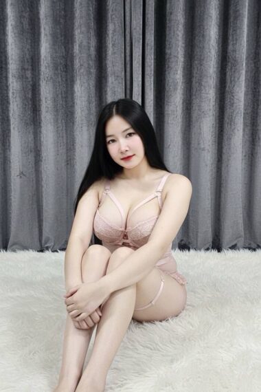 Jiayi Thailand JB Escort Girl Johor Bahru