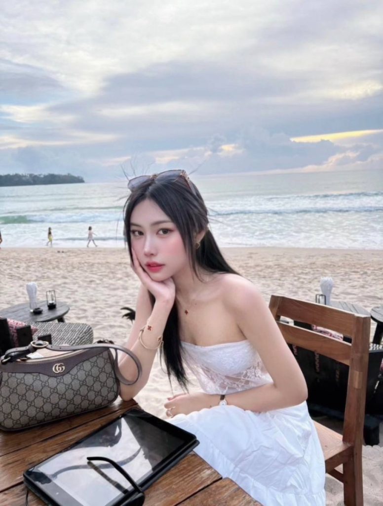 Vivi Thailand JB Escort Girl Johor Bahru