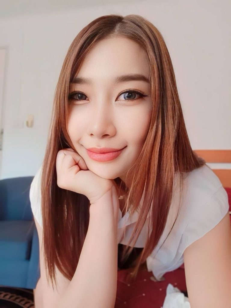 Nina Thailand JB Escort Girl Johor Bahru