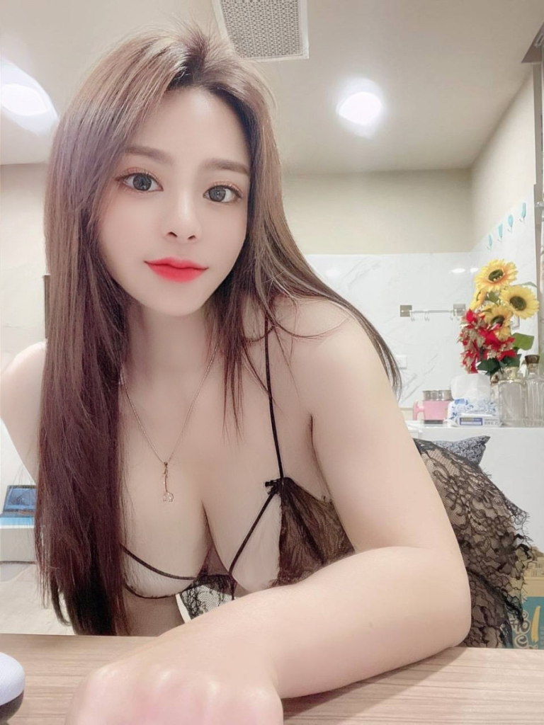 Mikey Thailand JB Escort Girl Johor Bahru