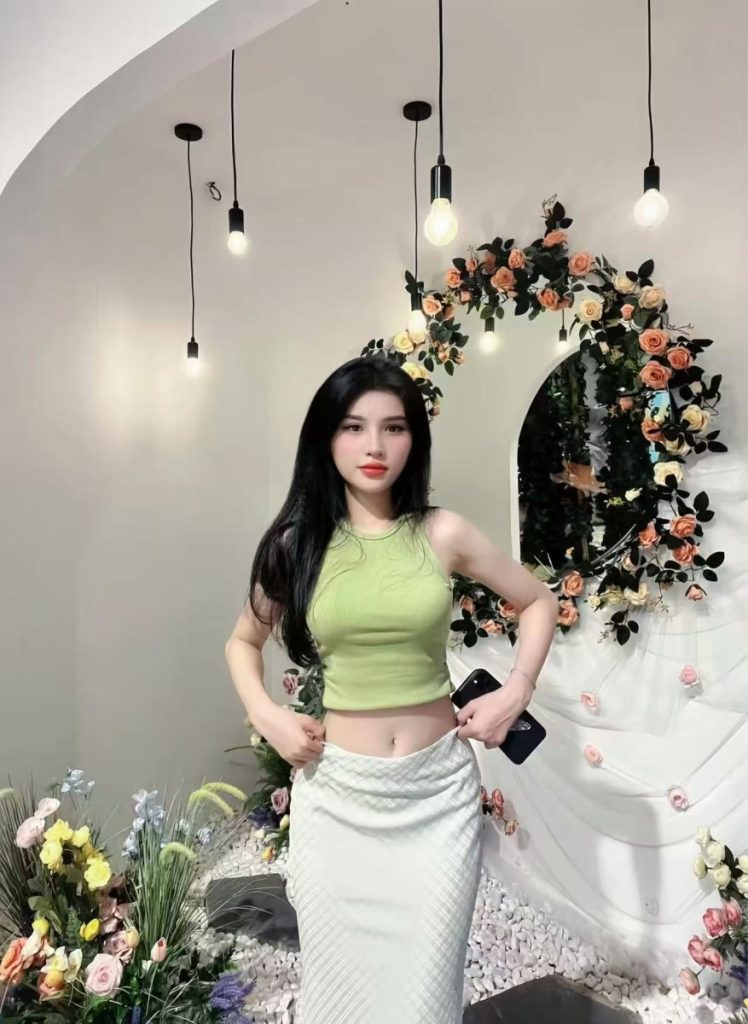 Kelly Vietnam JB Escort Girl Johor Bahru