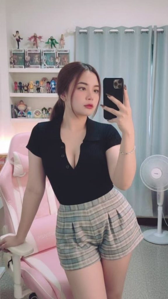 Pancake Thailand Escort Girl Johor Bahru