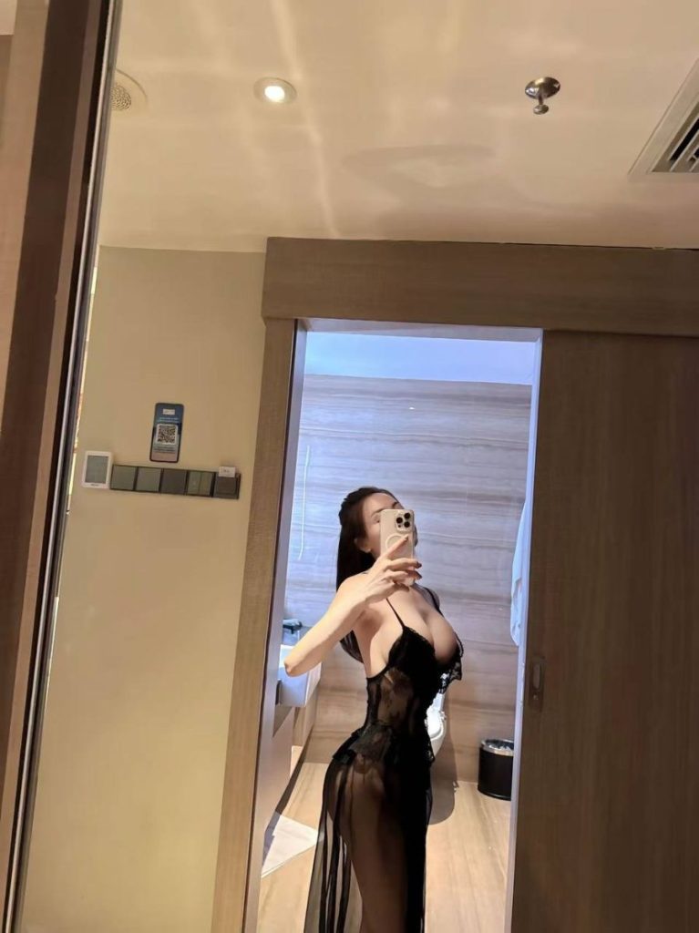 Jesscia Vietnam JB Escort Girl Johor Bahru