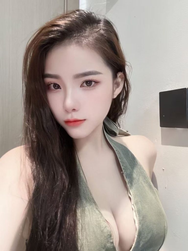 Jenny Thailand JB Escort Girl Johor Bahru