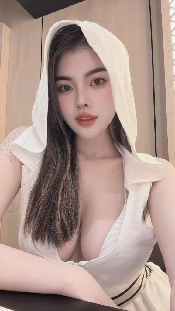 Mia Vietnam JB Escort Girl Johor Bahru