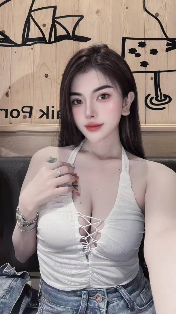 Mia Vietnam JB Escort Girl Johor Bahru