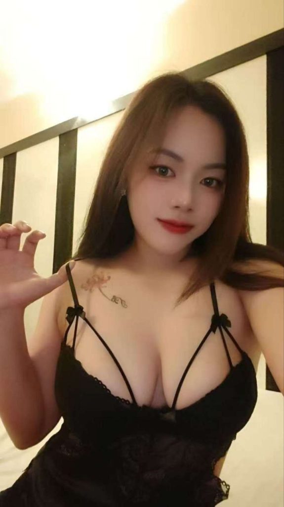 Maya Vietnam JB Escort Girl Johor Bahru