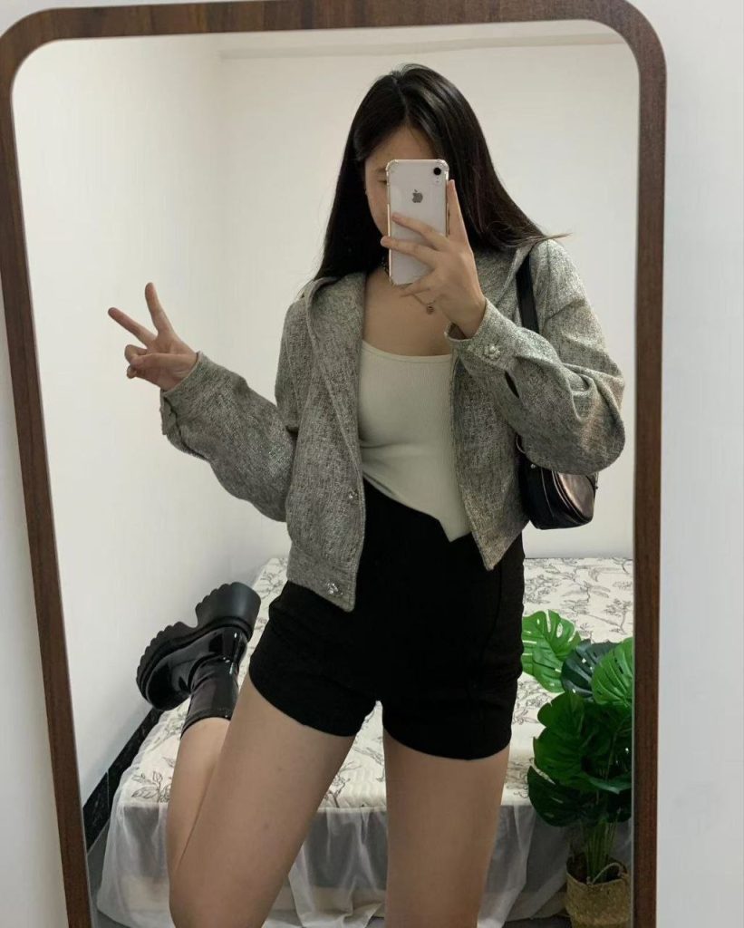 Carol Local Chinese JB Escort Girl Johor Bahru