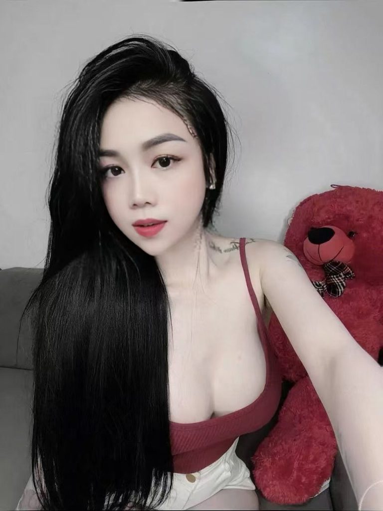 Beebee Vietnam JB Escort Girl Johor Bahru
