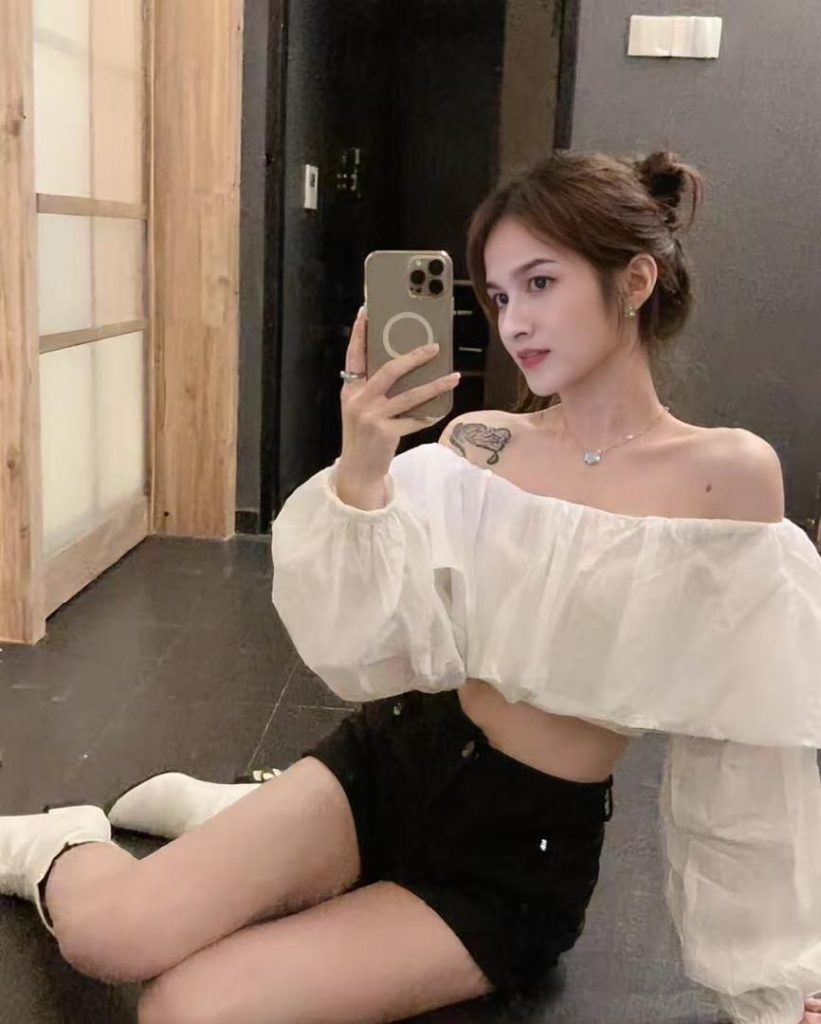 Lucky Thailand JB Escort Girl Johor Bahru