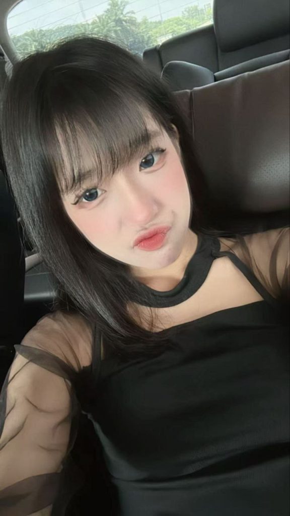 Bebe Local Chinese JB Escort Girl Johor Bahru