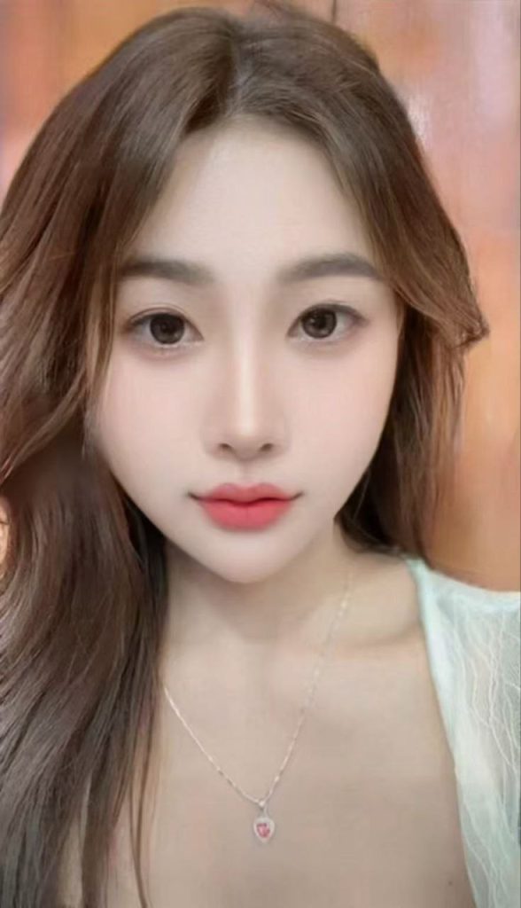 Lisaa Vietnam JB Escort Girl Johor Bahru