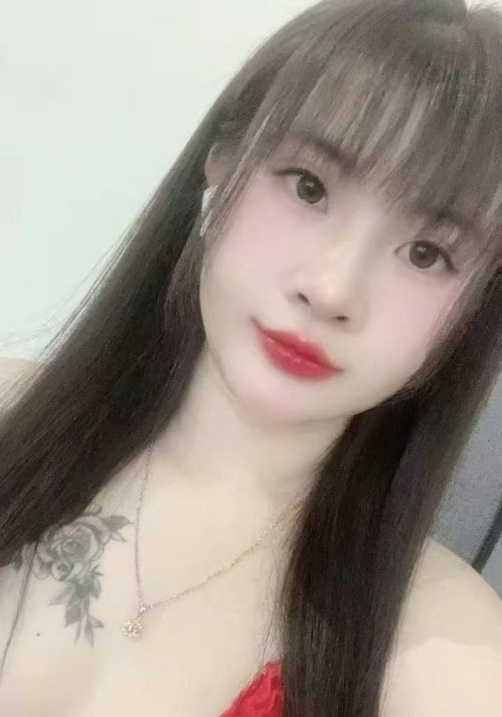 Carmy Vietnam JB Escort Girl Johor Bahru