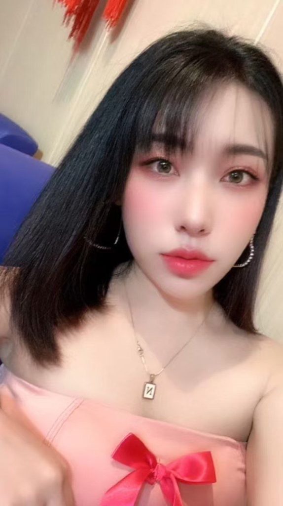 Lisa Thailand JB Escort Girl Johor Bahru