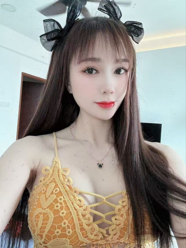 Sumi Vietnam JB Escort Girl Johor Bahru