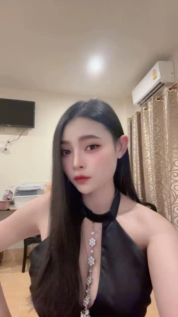 Yumi Thailand Escort Girl Johor Bahru