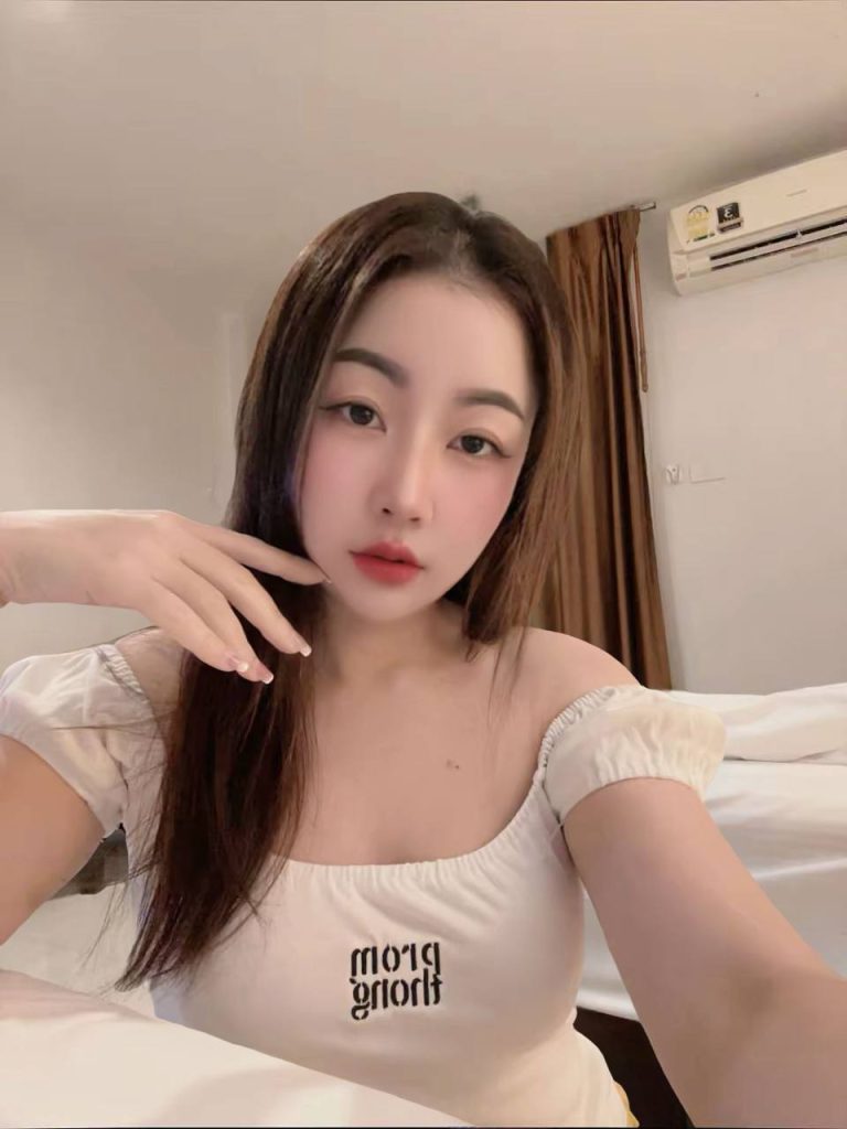 Bowie Thailand Escort Girl Johor Bahru