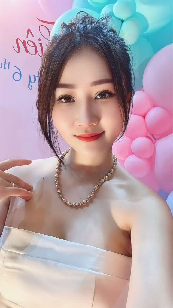 Xiao Bing Vietnam JB Escort Girl Johor Bahru