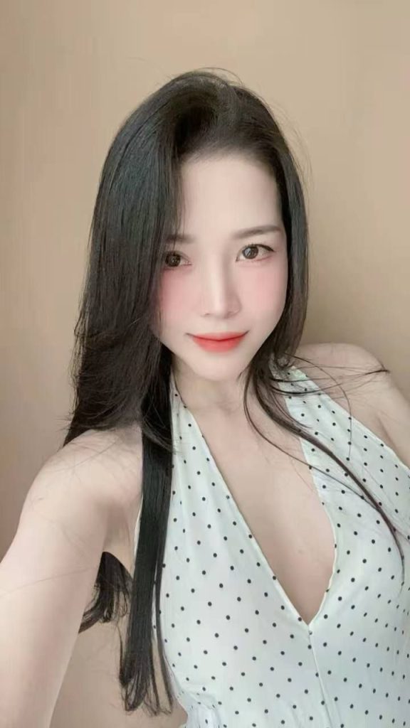 Nana Vietnam JB Escort Girl Johor Bahru