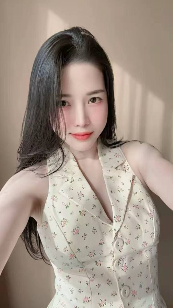 Nana Vietnam JB Escort Girl Johor Bahru