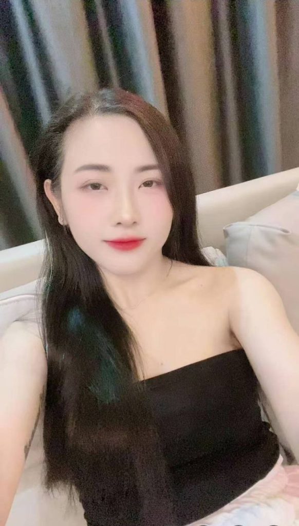 Kitty Vietnam JB Escort Girl Johor Bahru