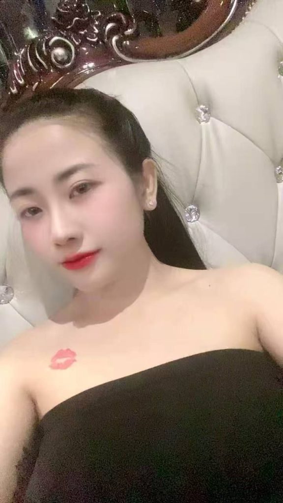 Kitty Vietnam JB Escort Girl Johor Bahru