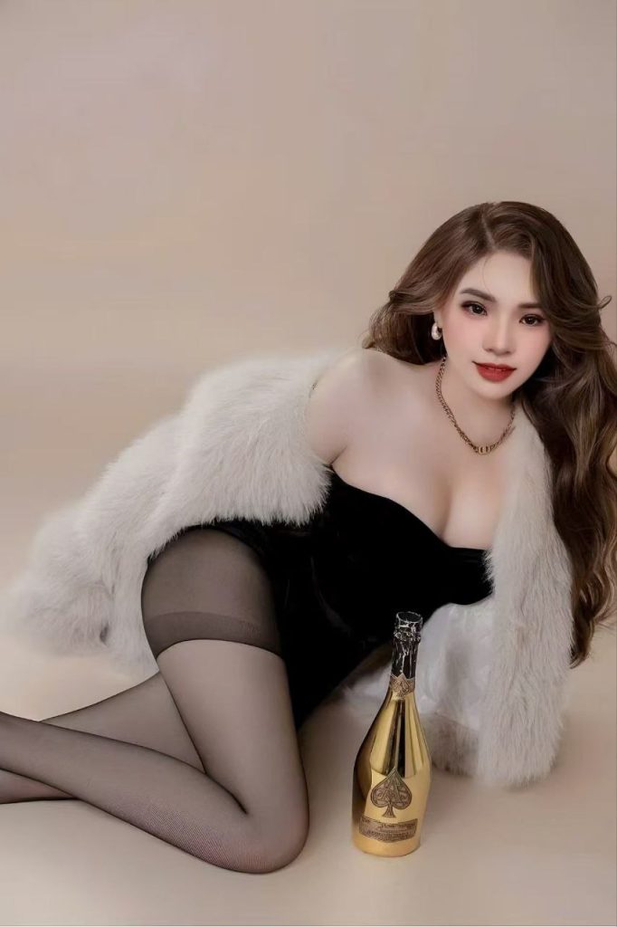 Sara Vietnam JB Escort Girl Johor Bahru