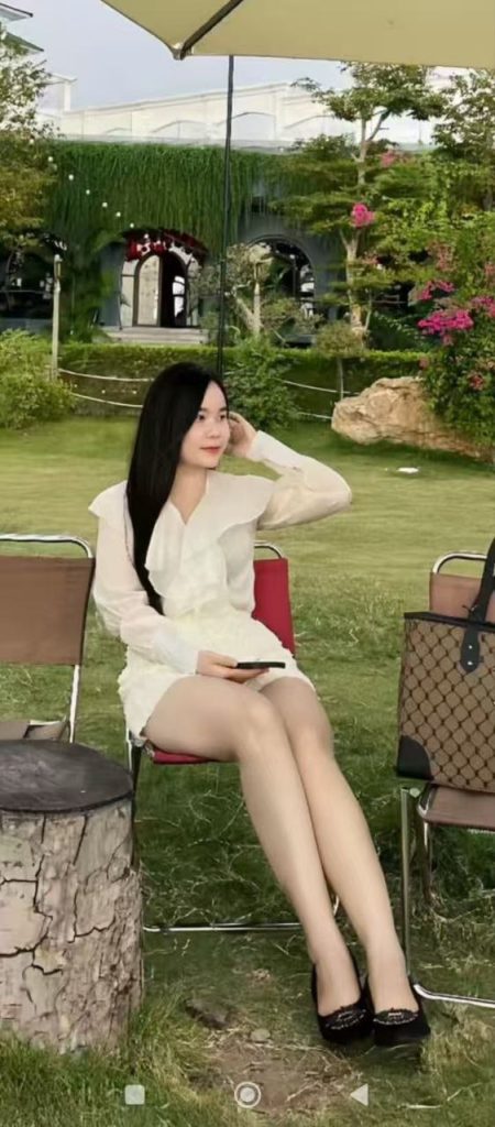 Aimee Vietnam JB Escort Girl Johor Bahru