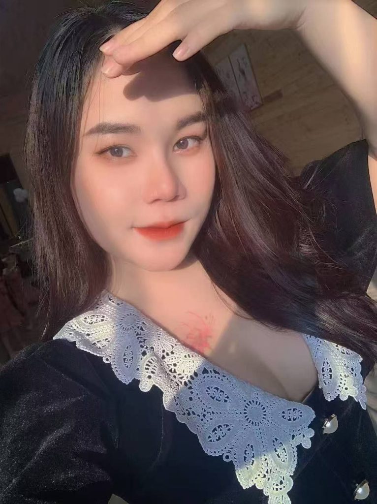 Aimee Vietnam JB Escort Girl Johor Bahru