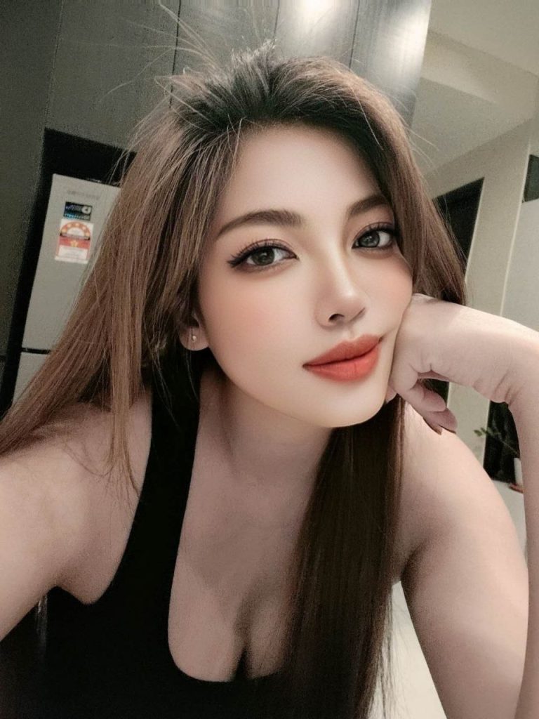 July Vietnam JB Escort Girl Johor Bahru