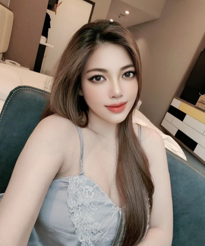 July Vietnam JB Escort Girl Johor Bahru