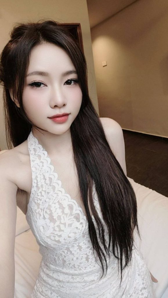 Xiaoyun Vietnam JB Escort Girl Johor Bahru