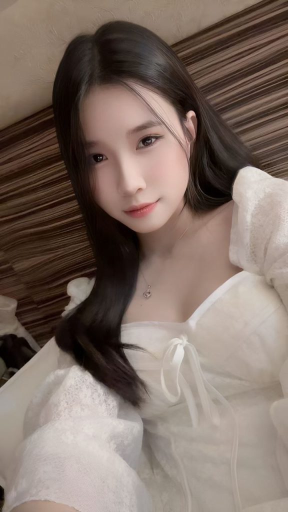 Nini Vietnam JB Escort Girl Johor Bahru