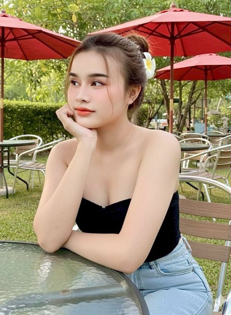 Lucky Thailand JB Escort Girl Johor Bahru