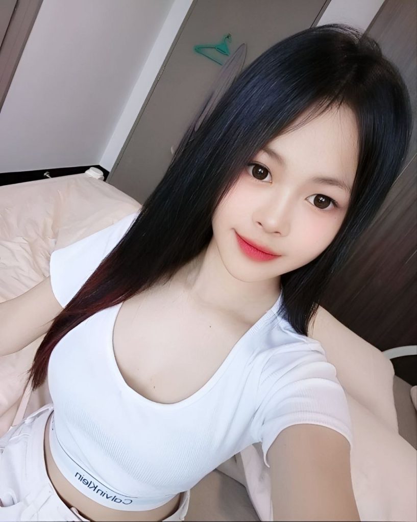 Kitty Laos JB Escort Girl Johor Bahru